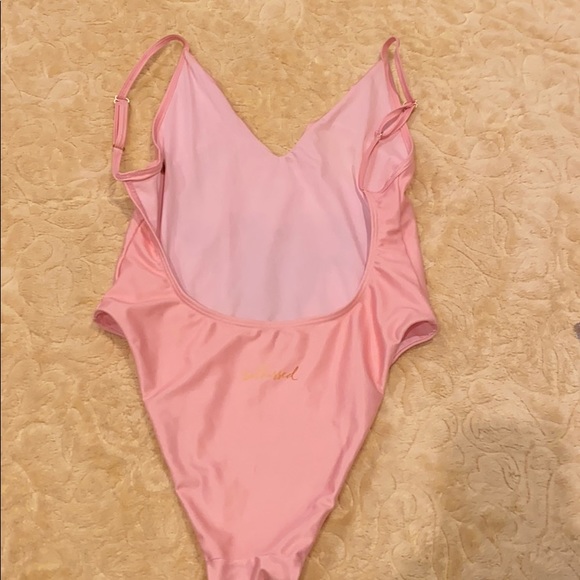 Bathing suit - Picture 2 of 5